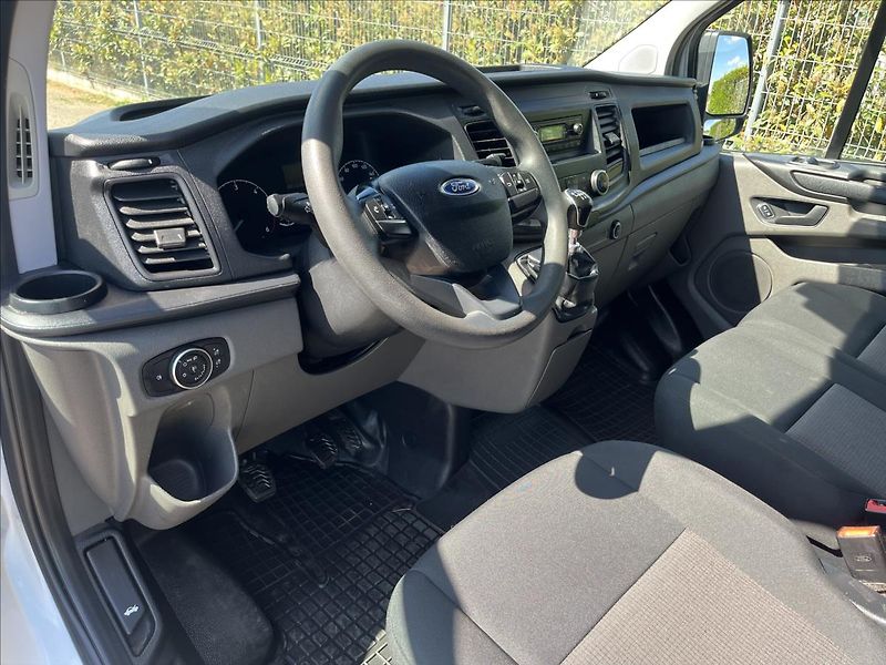 Ford Transit Custom 2,0 TDCi L1 H1 KLIMA VESTAVBA - fotka 9 z 41