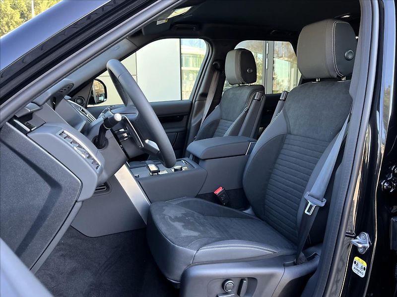 Land Rover Discovery (2026) 3,0 D250 S AWD - fotka 16 z 35