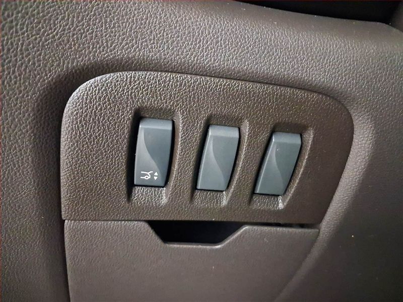 Renault Espace (2016) 1.6 dCi, Automat, 7 míst, Kůže - fotka 25 z 31