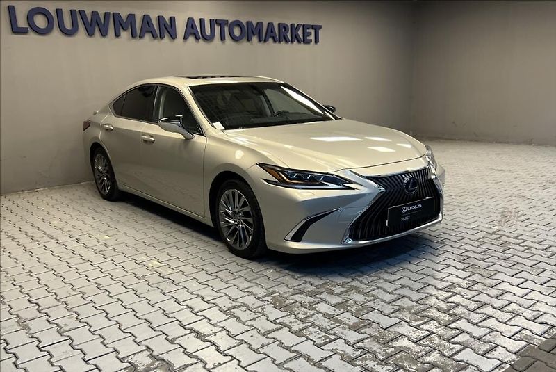 Lexus ES 300h 300H 2,5 HEV LUXURY / ZÁRUKA - fotka 11 z 23