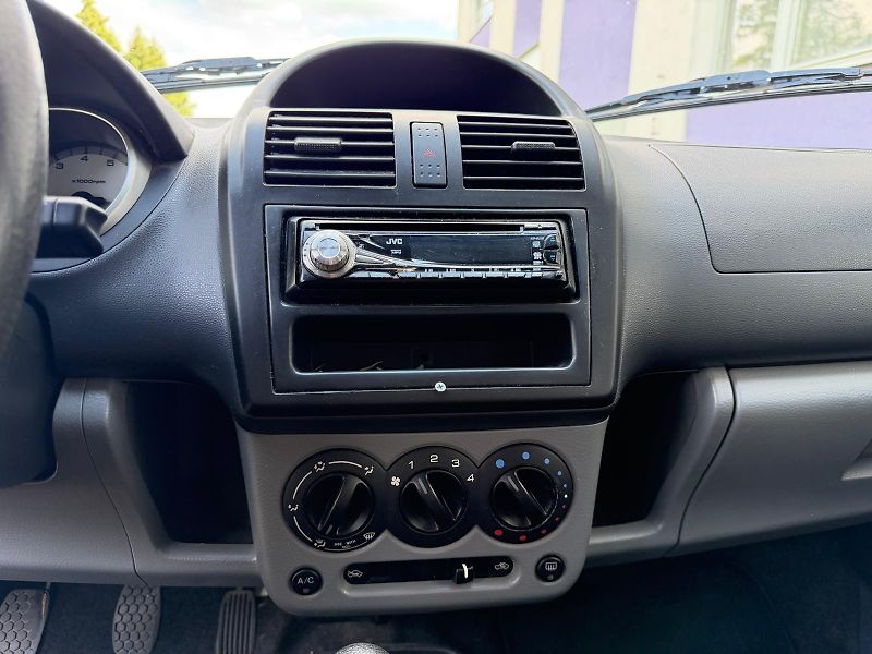 Subaru Justy 1,3 G3X 4WD  - fotka 15 z 17
