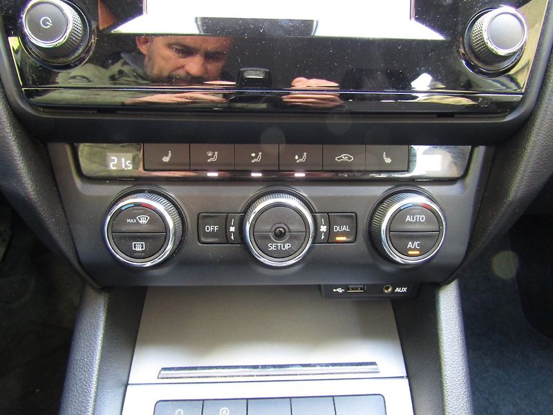 Škoda Octavia (2014) 1.6 TDI 77kW - fotka 36 z 40