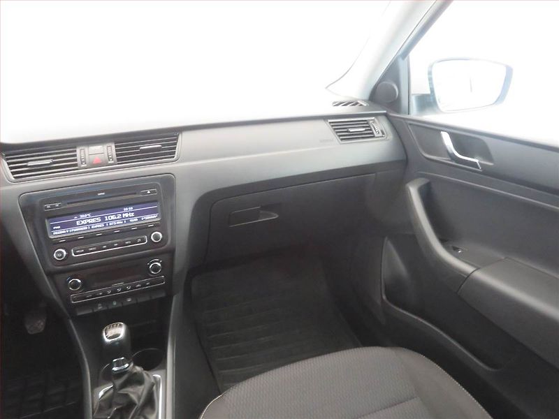 Škoda Rapid (2013) 1.2 TSI, Serv.kniha, Tempomat - fotka 8 z 15
