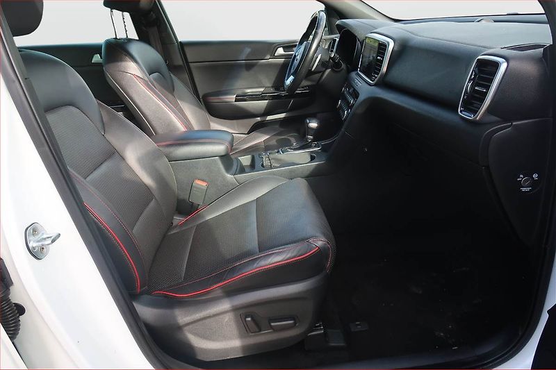 Kia Sportage (2019) 2.0 CRDi, 4X4, Automat - fotka 9 z 20