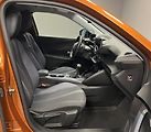 Peugeot 2008 1.2 PureTech 130 Allure - náhled 9