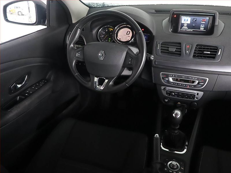 Renault Mégane (2015) Limited 1.5 dCi, Tempomat - fotka 7 z 21
