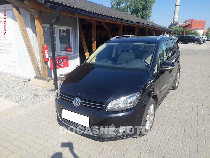 Volkswagen Touran (2014) 2.0 TDi, AT, STK4/28 - fotka 1 z 3