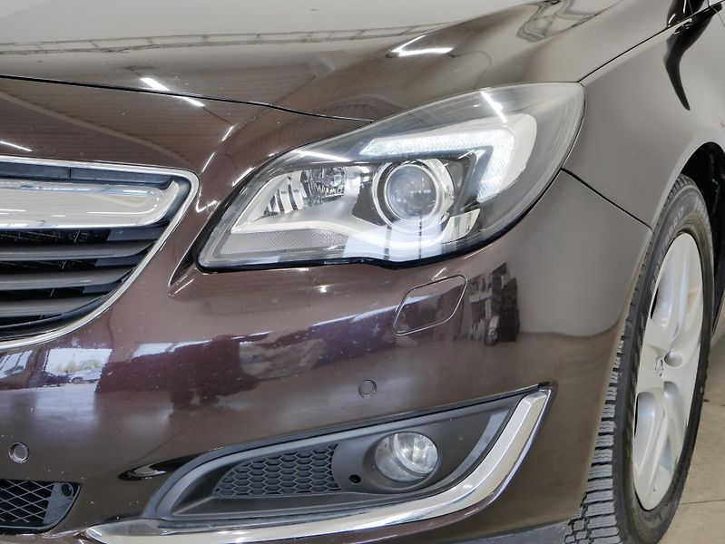 Opel Insignia - fotka 9 z 24