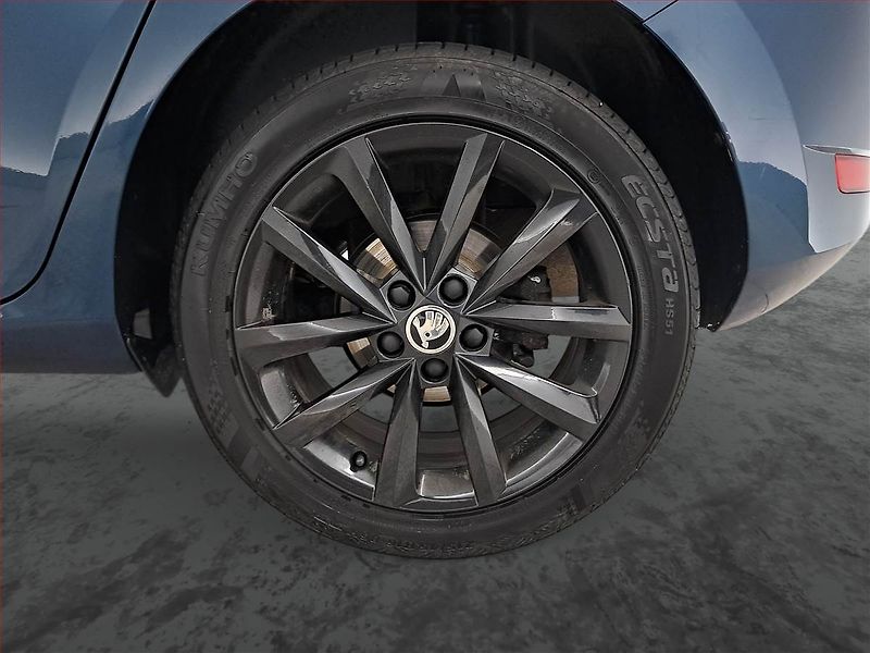 Škoda Fabia (2021) Style 1.0 TSI, Tempomat - fotka 15 z 16