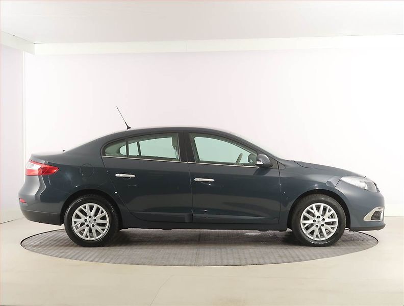 Renault Fluence (2014) Privilege 1.6 16V, Tempomat - fotka 6 z 19