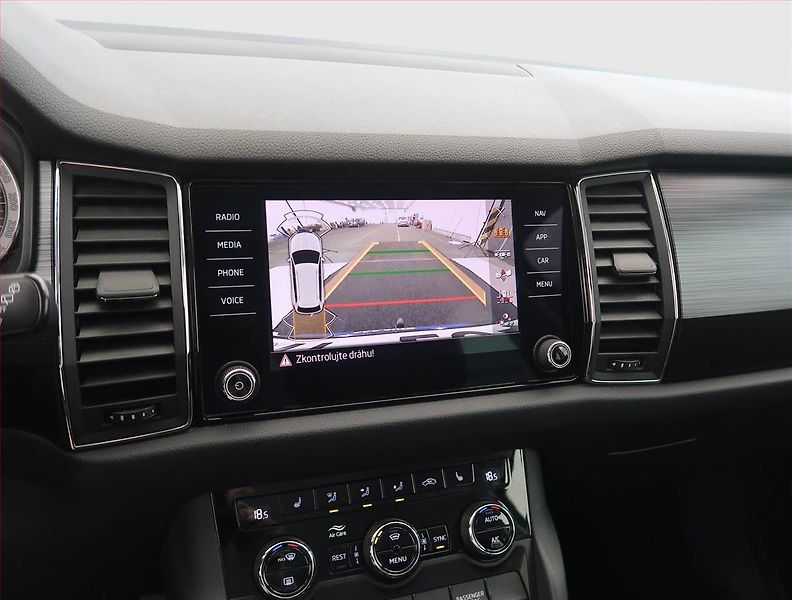 Škoda Kodiaq (2021) 1.5 TSI, digi klima - fotka 19 z 25
