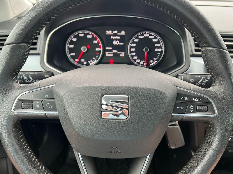 Seat Arona (2018) 1.0TSi 70kW! Navi! Apps! - fotka 22 z 31