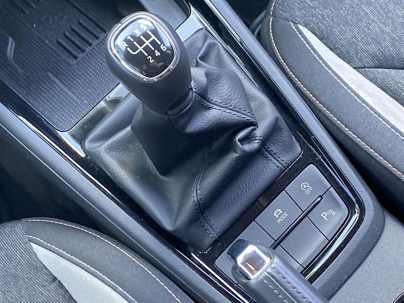 Škoda Scala (2025) 1.0 TSI Top Selection - fotka 17 z 33