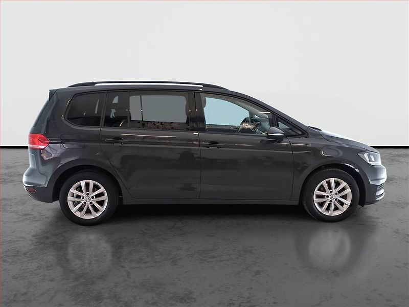 Volkswagen Touran (2016) Comfortline 1.6 TDI, Automat - fotka 6 z 21