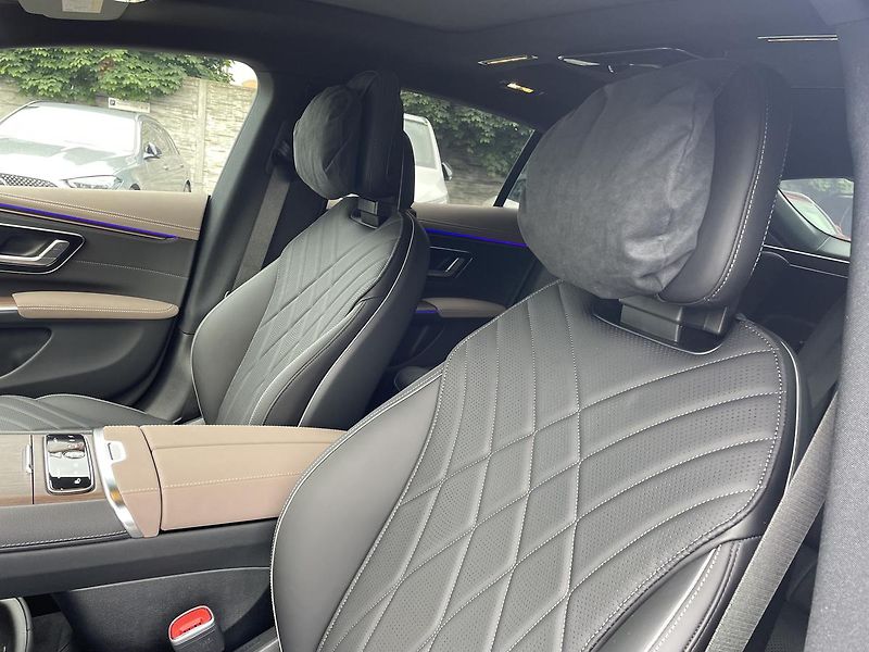 Mercedes-Benz EQS (2024) 450 4MATIC Electric Art - fotka 7 z 31