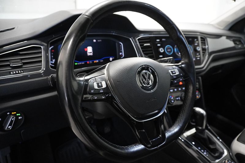 Volkswagen T-Roc 2.0 TDI  4MOTION DSG - fotka 10 z 27