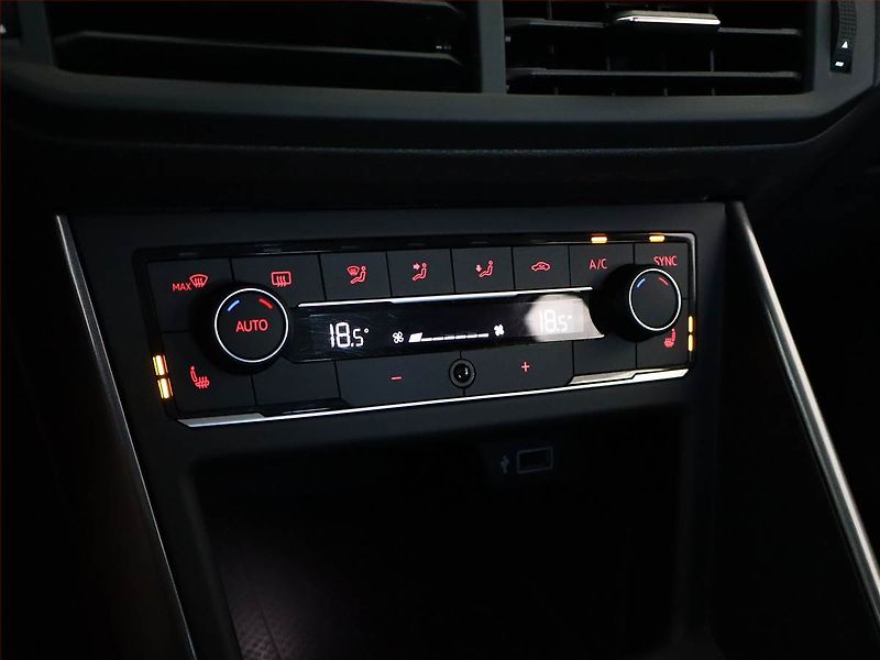 Volkswagen Polo (2019) Highline 1.5 TSI, Automat, ČR - fotka 14 z 14