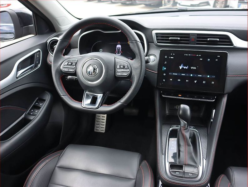 MG ZS (2024) Exclusive 1.0 Turbo, Automat - fotka 7 z 19