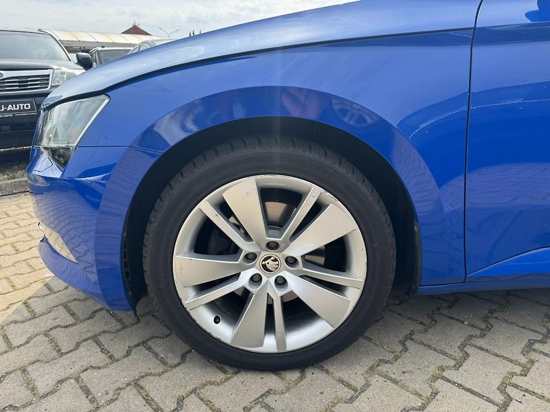 Škoda Superb (2018) 2,0 TDI 110 KW ČR 2. MAJ - fotka 16 z 50