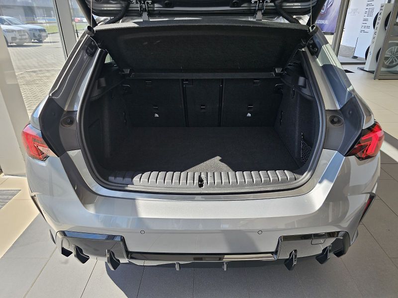 BMW Řada 1 1 Limousine 120 M Sport - fotka 10 z 28