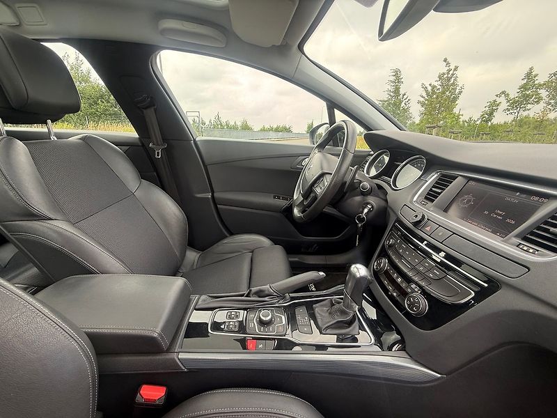 Peugeot 508 SW AUTOMATICKÁ PŘEVODOVKA,PANO - fotka 13 z 18