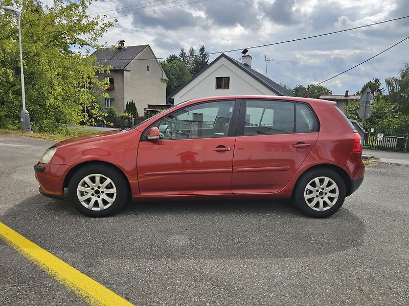 Volkswagen Golf (2008) 5 1.4TSI KLIMA - fotka 2 z 15