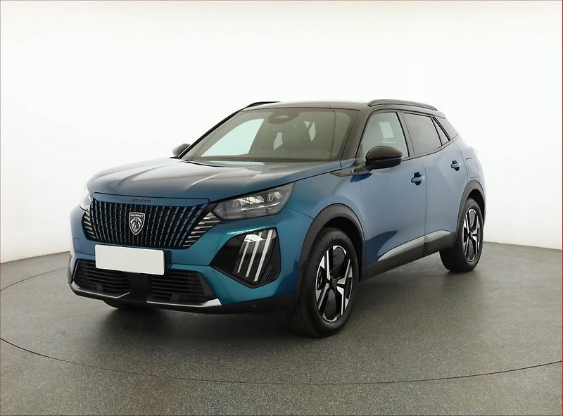Peugeot 2008 (2025) 54 kWh, SoH 98%, digi klima - fotka 2 z 20