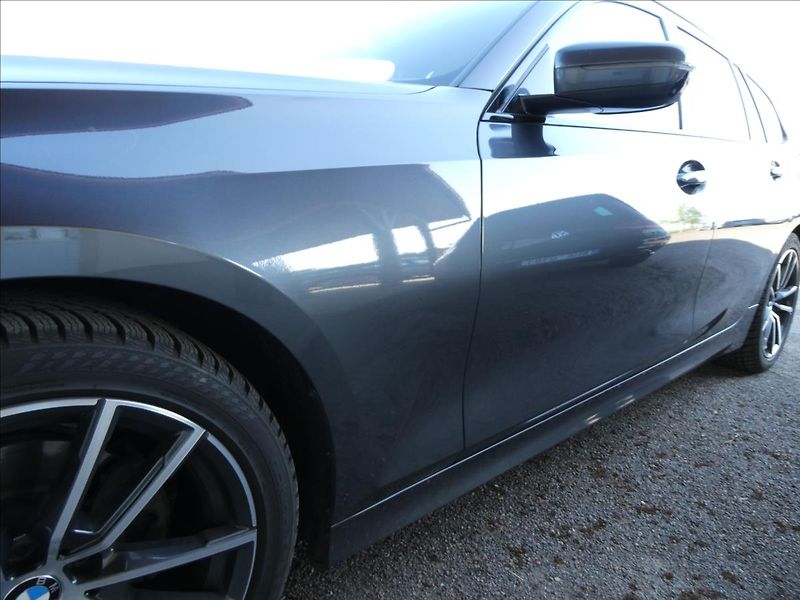 BMW Řada 3 2,0 320D xDrive,M-paket,1.maj. - fotka 16 z 52