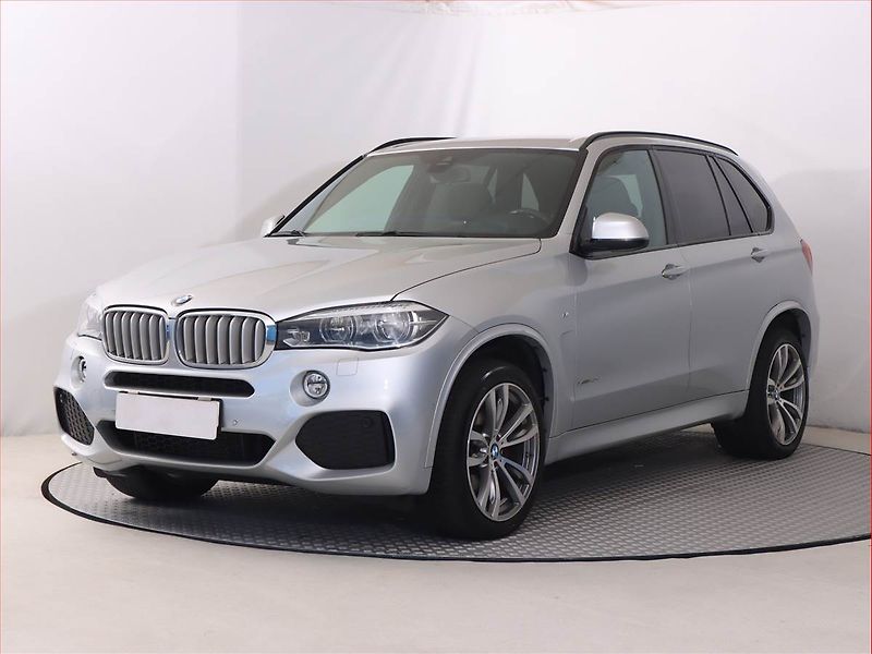 BMW X5 (2017) M Paket xDrive40d - fotka 2 z 25