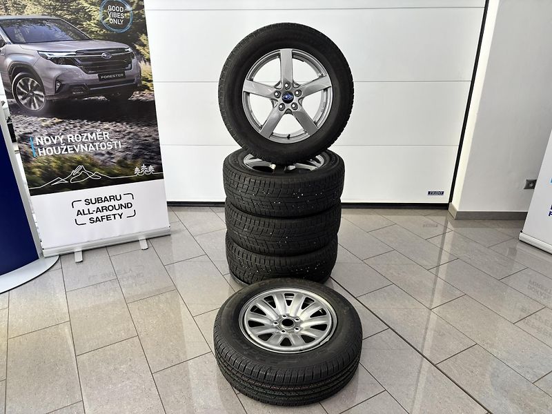 Subaru Outback 2.5i Active ES Lineartronic - fotka 36 z 41