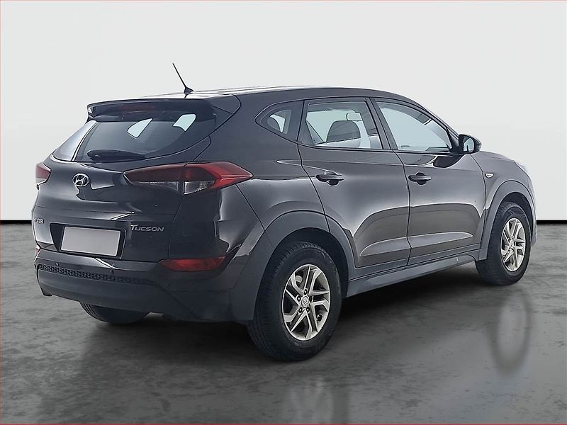 Hyundai Tucson (2016) 1.6 GDI, Park. senzory - fotka 5 z 19