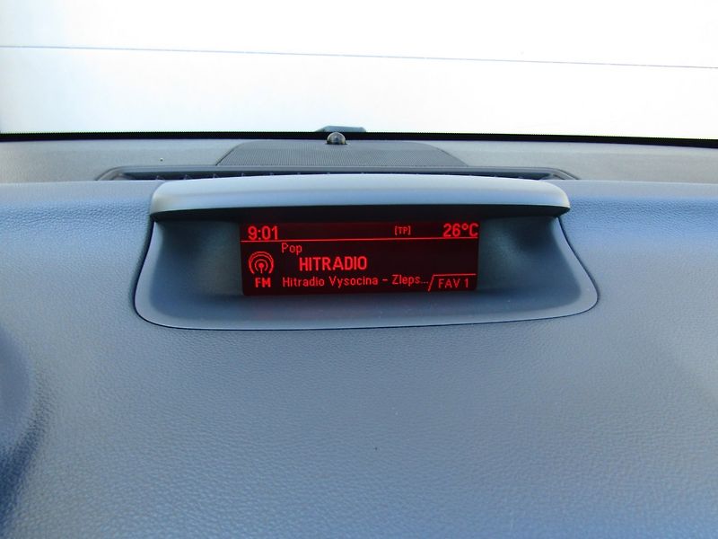 Opel Meriva (2011) 1.4 T 88kW - fotka 34 z 45