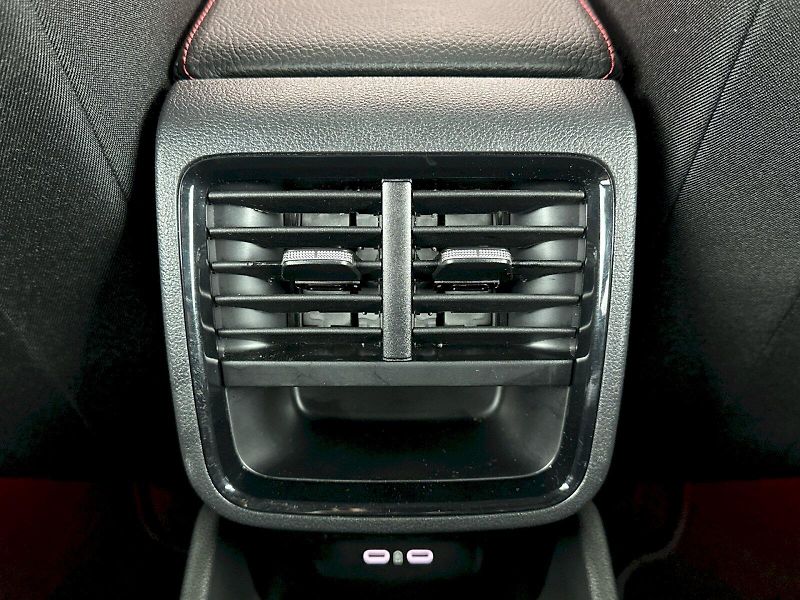 Škoda Octavia (2025) Combi DSG 2.0TSI 195kW RS - fotka 31 z 36