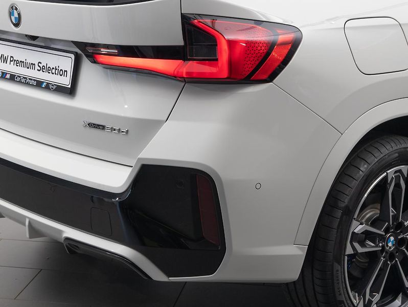 BMW X1 xDrive20d - fotka 9 z 22