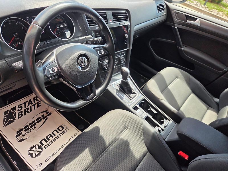 Volkswagen Golf (2017) 1.4 TSI TAŽNÉ ZAŘÍZENÍ - fotka 8 z 10