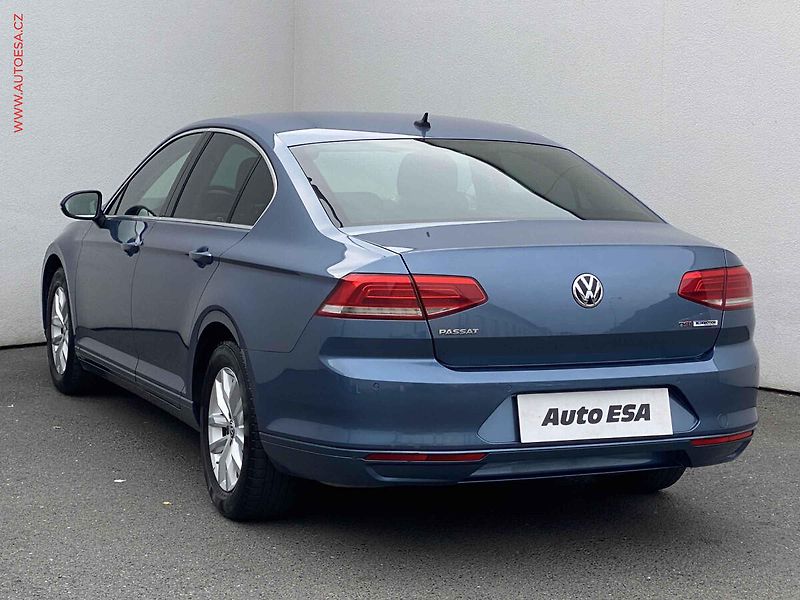 Volkswagen Passat (2015) 1.4TSi, Comfortline - fotka 6 z 17