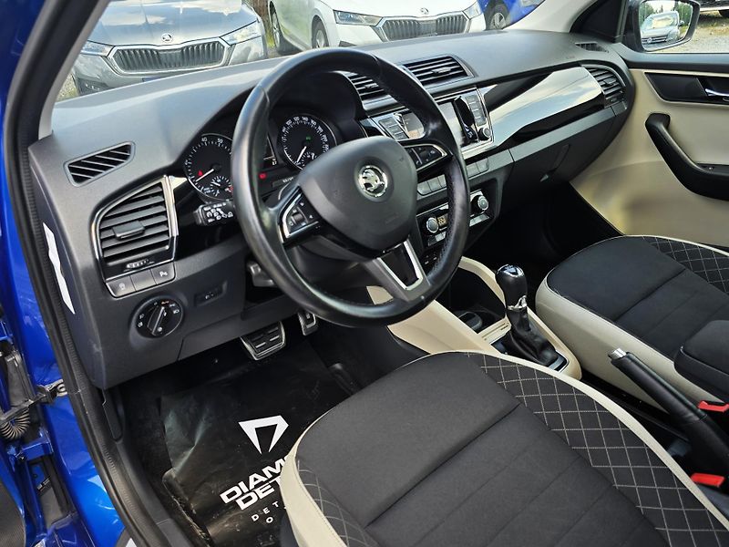 Škoda Fabia DSG 1.2TSI 81KW XENON PANORAMA - fotka 9 z 27