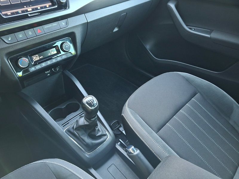 Škoda Fabia (2021) Style Plus 1,0TSi 70kW - fotka 22 z 32