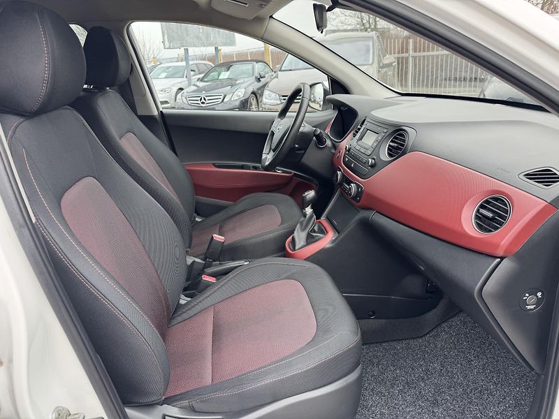 Hyundai i10 (2017) 1.2 64KW 1.Majitel 104000km! - fotka 27 z 29