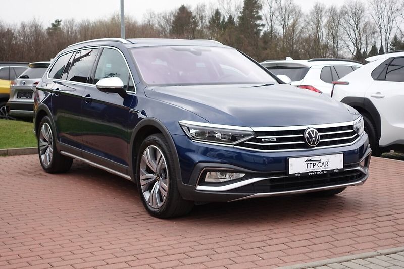 Volkswagen Passat ZLEVNĚNO 2,0TSi 206kW Alltrack - fotka 3 z 37