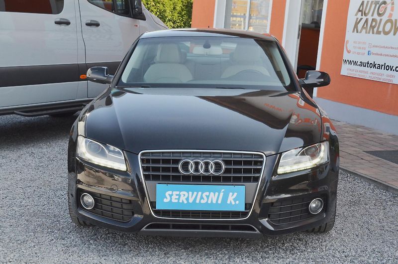 Audi A5 (2009) Coupe 2.0 TFSi 132kW S-LINE  - fotka 2 z 40