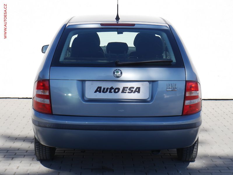 Škoda Fabia (2005) 1.2HTP, 2.maj,ČR, servis - fotka 5 z 15