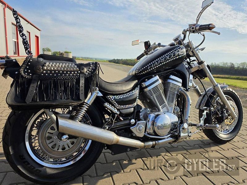 Suzuki VS 1400 GLP Intruder (1991) - fotka 7 z 15