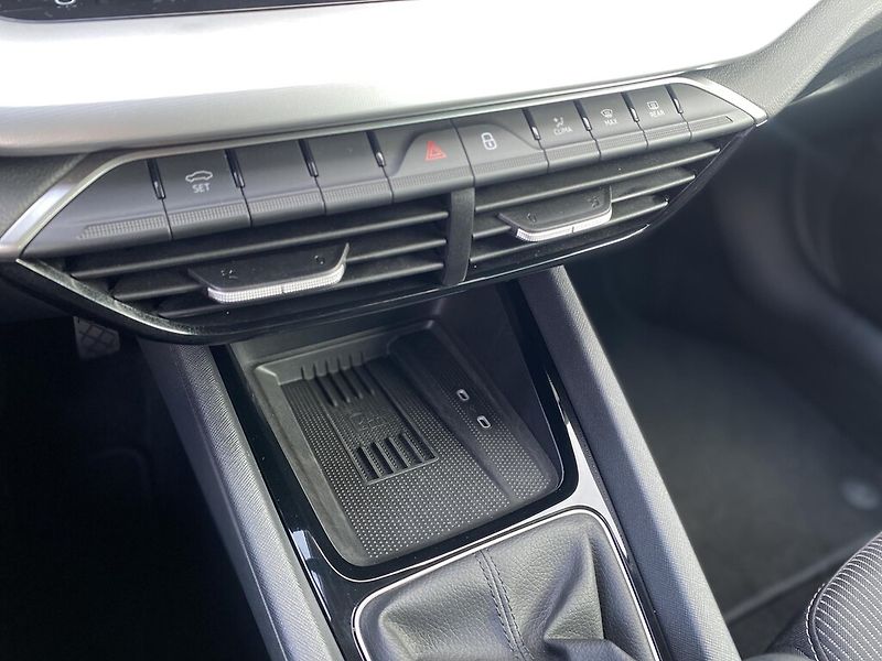 Škoda Octavia 1,5 TSI 85 kW Selection - fotka 22 z 28