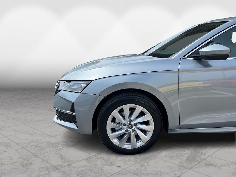 Škoda Octavia 2.0TDI TOP SELECTION - fotka 10 z 25
