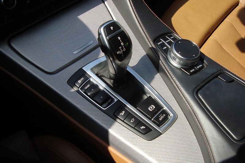 BMW Řada 6 (2016) Gran Coupé 640d M Xdrive,ČR - fotka 61 z 78