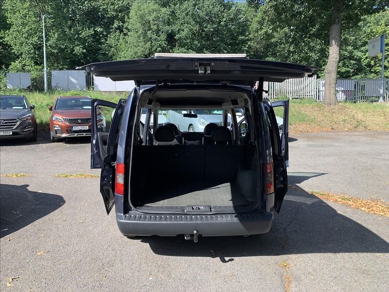 Opel Combo 1,6 CNG - fotka 18 z 18