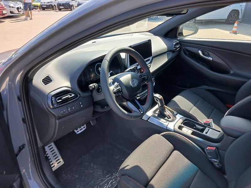 Hyundai i30 - fotka 9 z 13