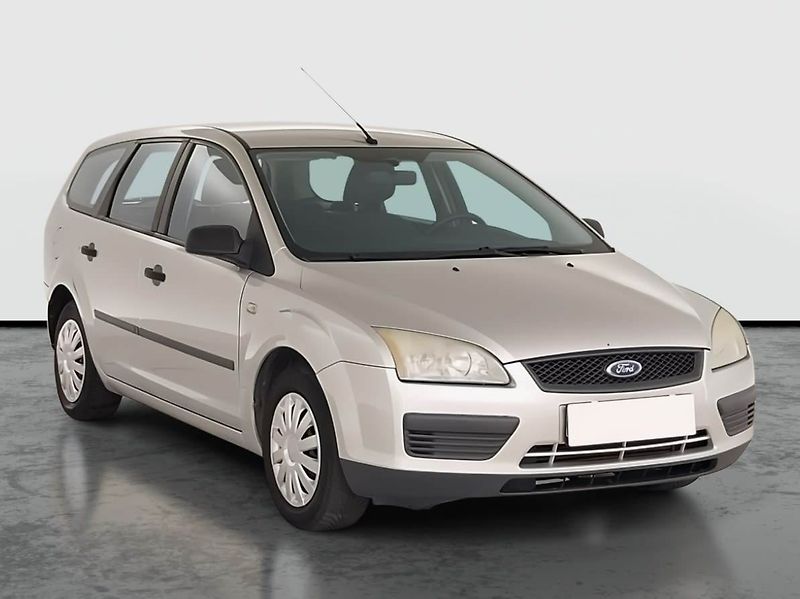 Ford Focus (2005) 1.6 TDCi, po STK, Tažné, Klima - fotka 1 z 19