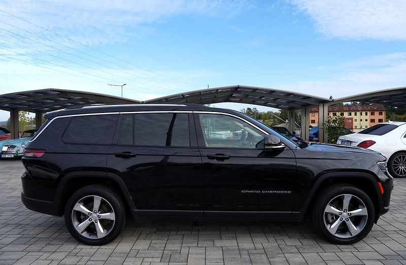 Jeep Grand Cherokee 3.6i V6 Long Limited,4x4,300PS - fotka 7 z 50